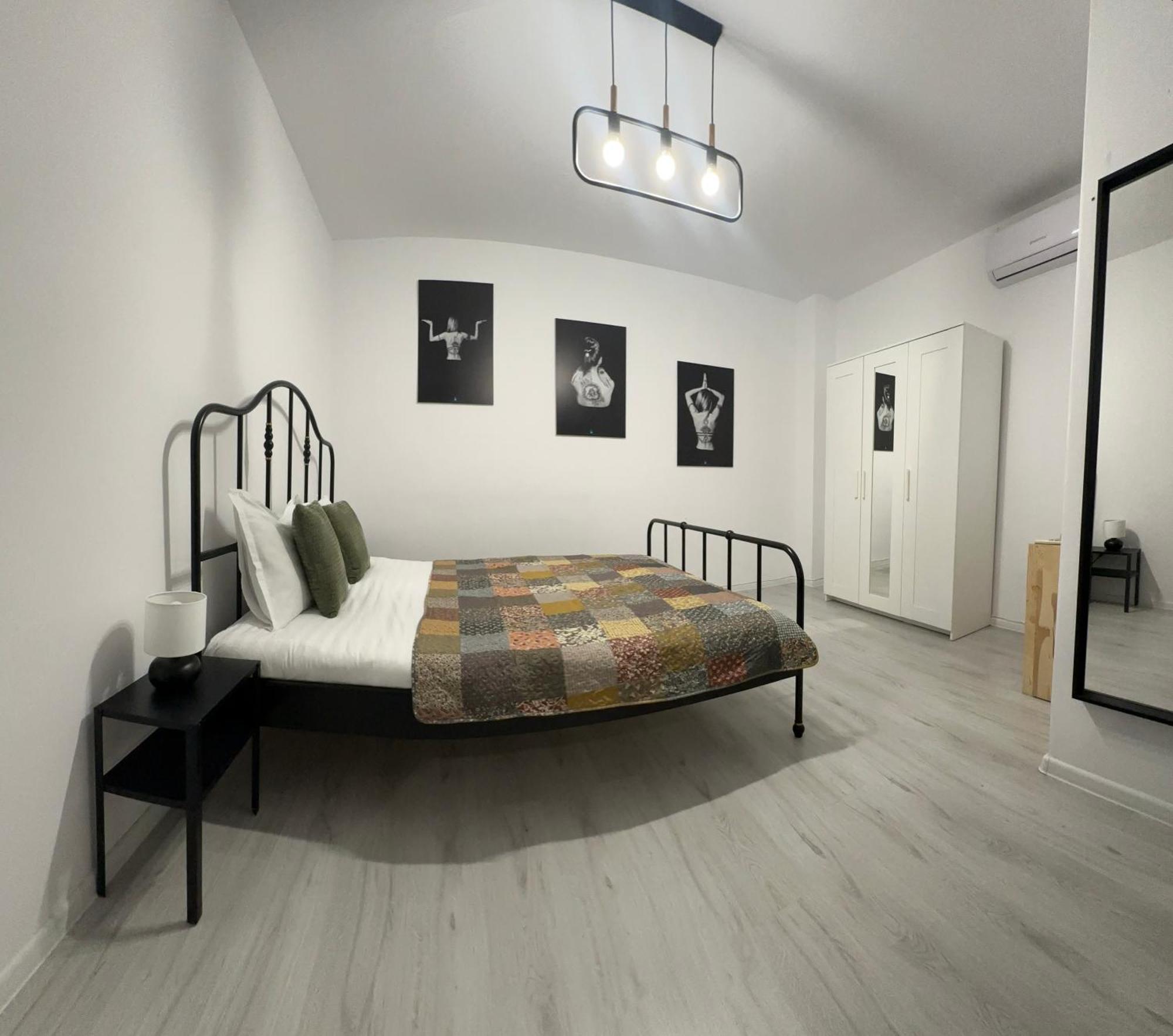 Apartamento Garsoniera In Complex Rezidential Bucarest Exterior foto